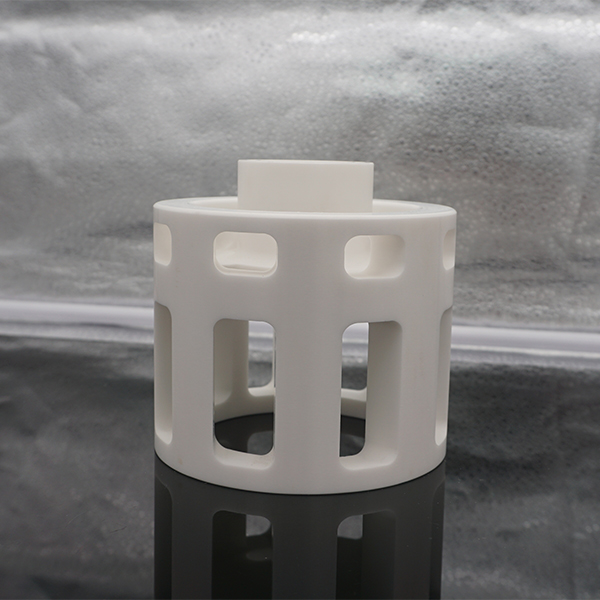 氧化鋯陶瓷產(chǎn)品發(fā)黑是什么原因造成的？